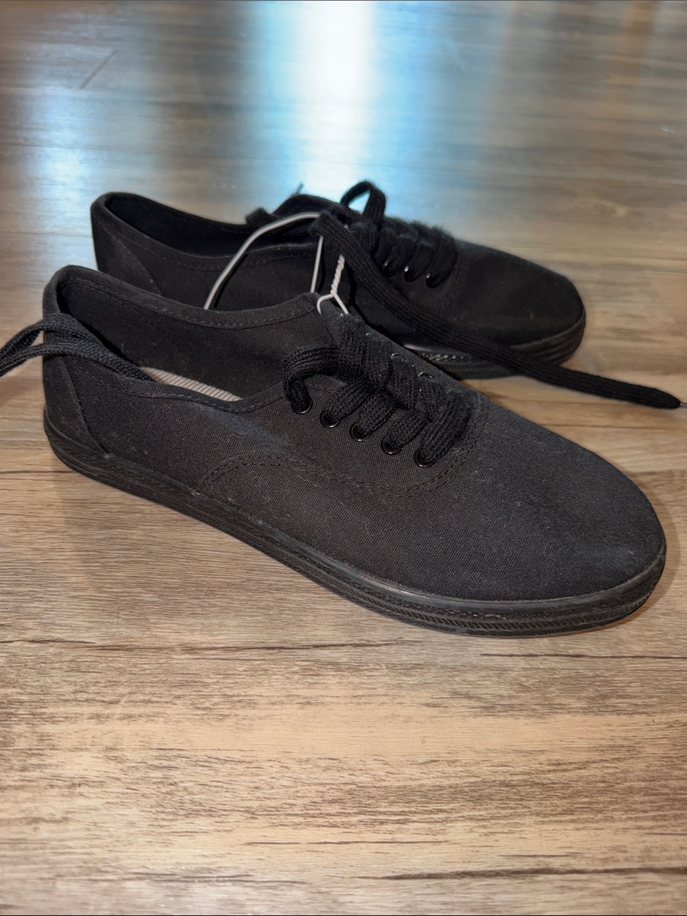 Universal Thread Black Canvas Low-Top Sneakers